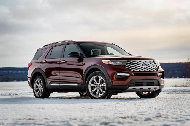 2022-ford-explorer-carbuzz-529858.jpg