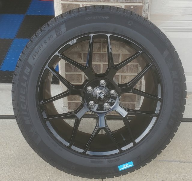 snow tire wheel.jpeg