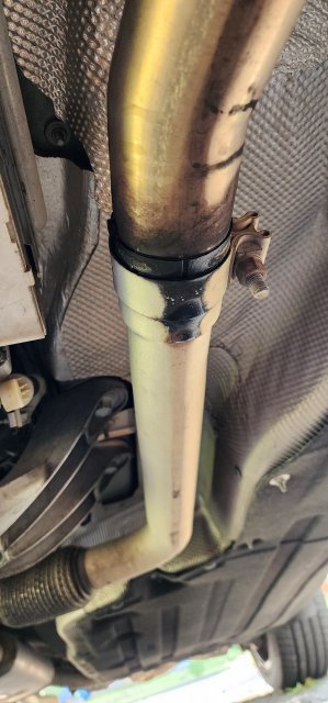 exhaust leaks a.jpg