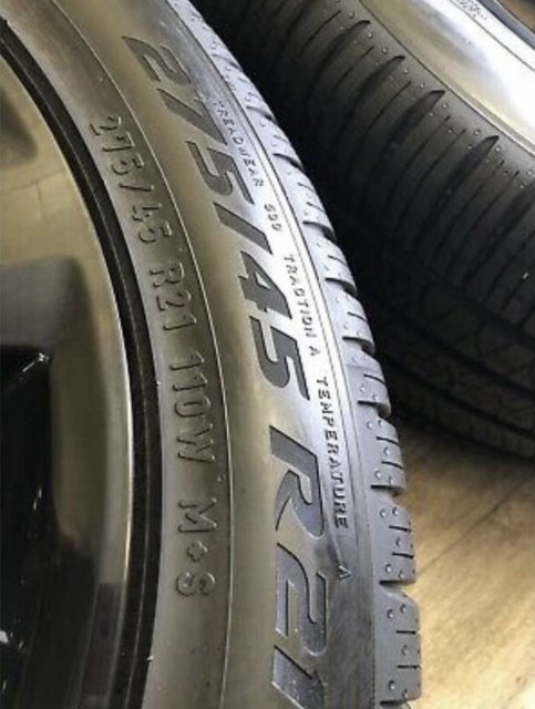 Pirelli Scorpion Zero AS Tires 275:45:R21.jpg