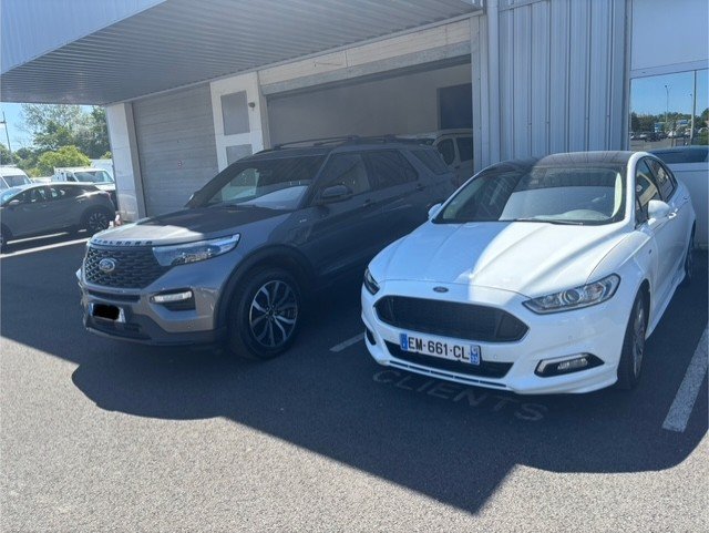 explorer - mondeo.jpg