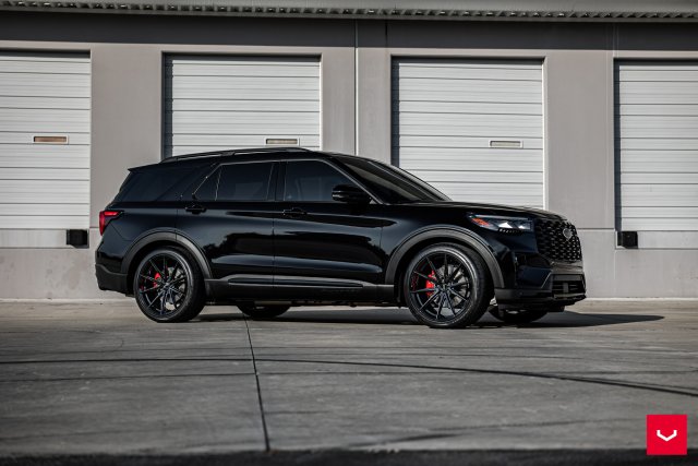 Ford-Explorer-ST-HFX-Series-HFX-2-5-Lug-©-Vossen-Wheels-2026-238-2000x1333.jpg