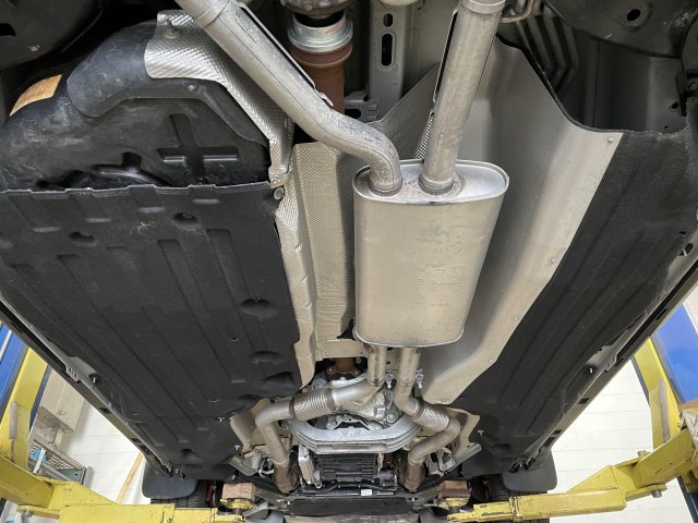 Exhaust2.jpg